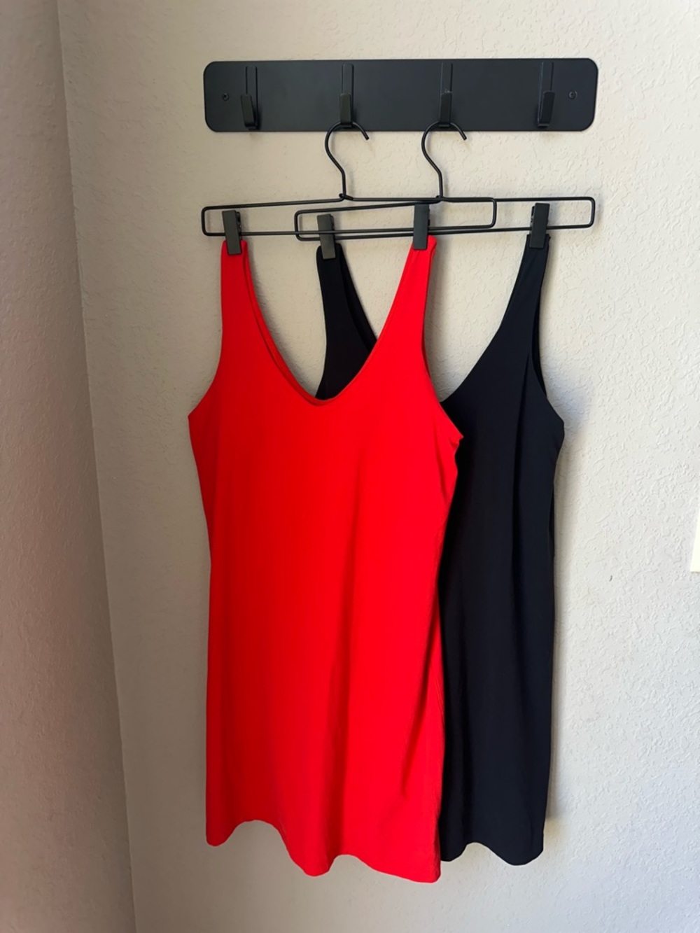 Athleta Transcend Dresses Size Medium – Black + Red – 2 Dress Bundle